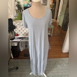 Suzanne Betro Blue and White Striped Maxi Dress L Soft Stretchy Rayon NWOT
